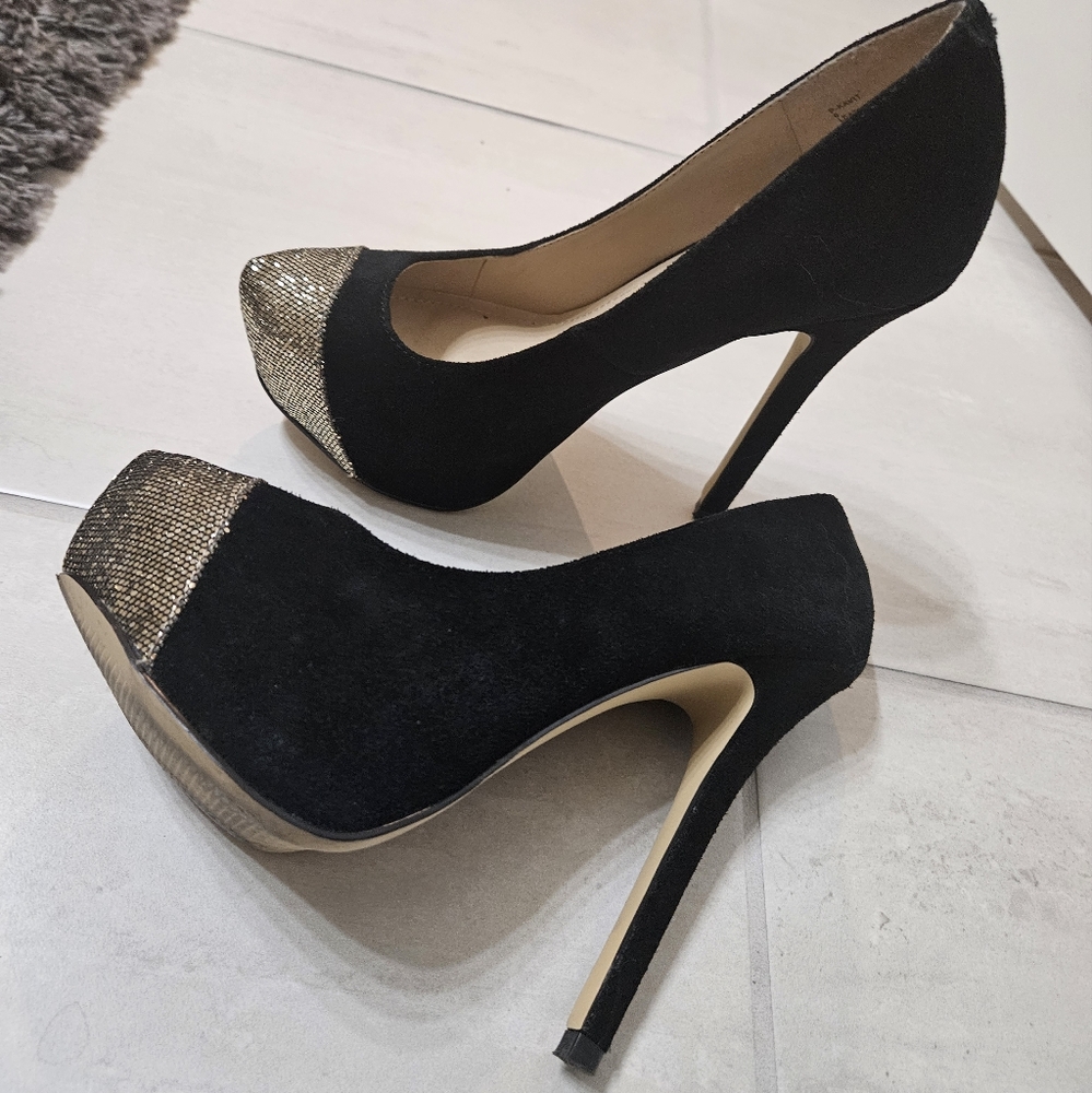Gently worn Steve Madden heels